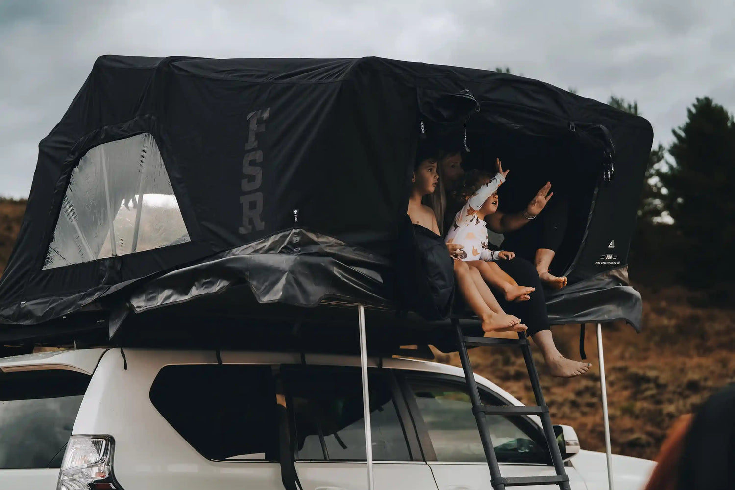 4 Person Roof Top Tents