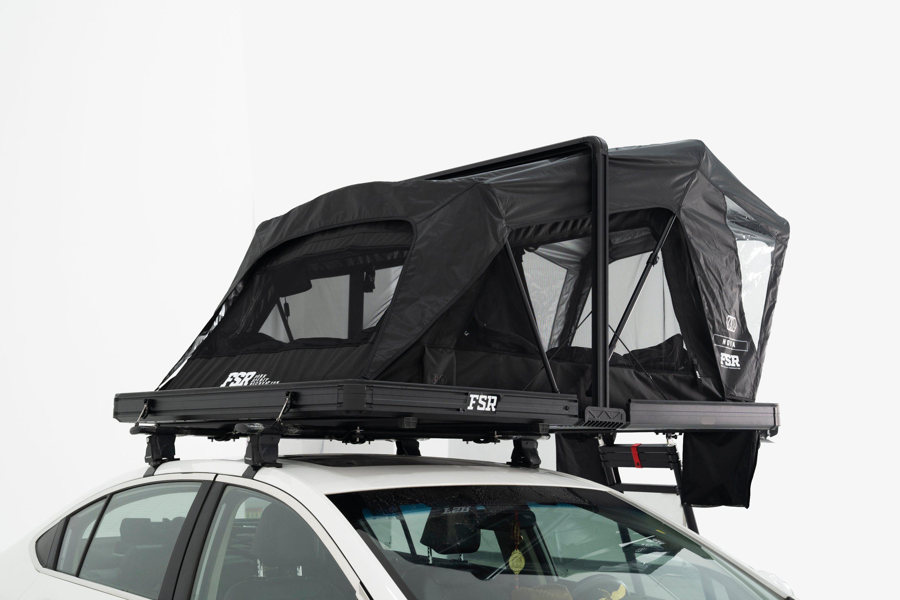 Nova - Hybrid Foldout Rooftop Tent